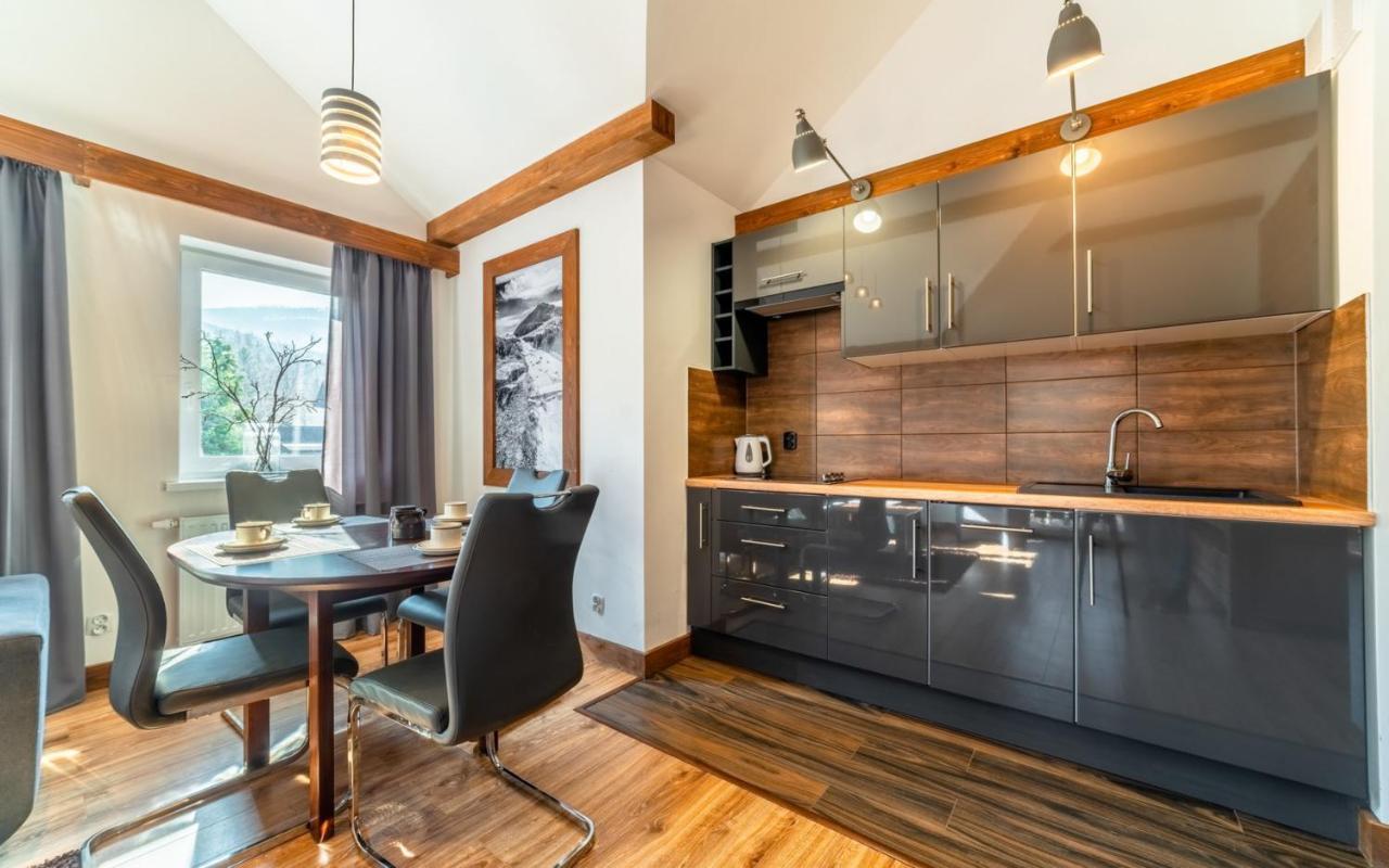 Apartamenty Gorski Zakatek Karpacz Na Emilii Plater 18C Exteriér fotografie